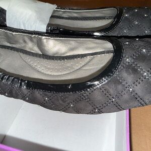 NIB ME TOO Black Quilted Flats with Glossy Trim
